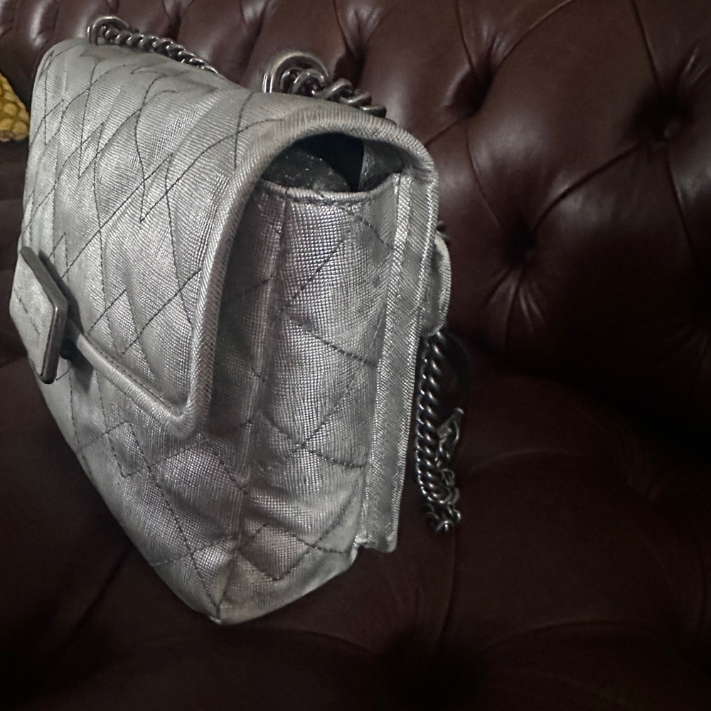 Marc Jacobs Silver Quilted Leather Crossbody Bag Metallic Chain Designer - Picture 7 of 9